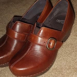 Dansko Clog Buckle Brown Leather Sz. 7/37